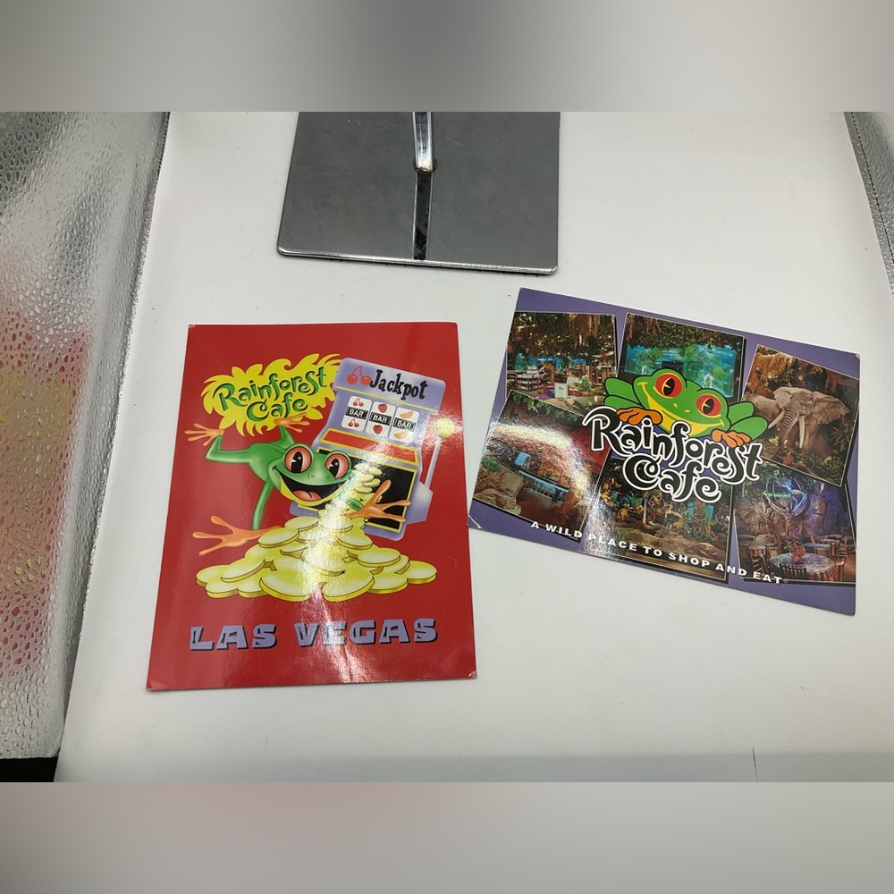 ⭐️10-4-$10 - Rainforest Cafe Postcards (2)